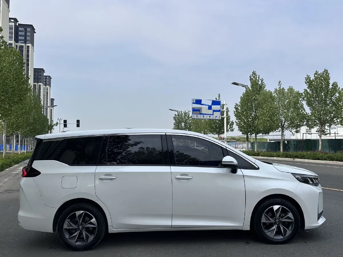 2021 GAC Trumpchi M6 1.5T 169HP L4 7DCT,autocango,china used car exporter,china ev exporter,chinese used car exporter,chinese used ev exporter