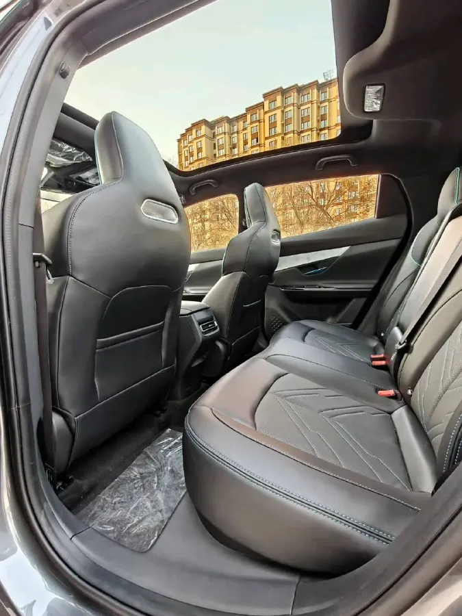 2023 ChangAn UNI-T 1.5T 188HP L4 7DCT,autocango,china used car exporter,china ev exporter,chinese used car exporter,chinese used ev exporter