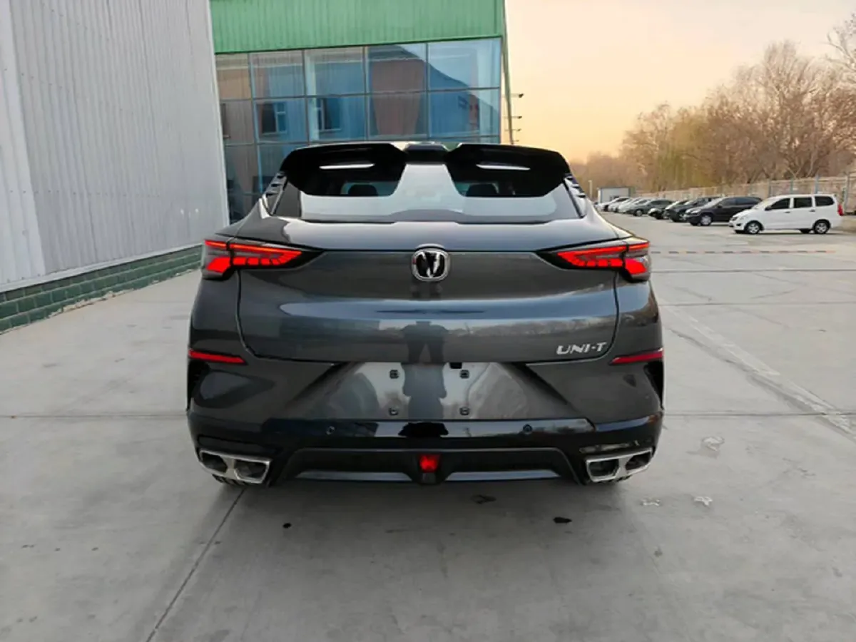 2023 ChangAn UNI-T 1.5T 188HP L4 7DCT,autocango,china used car exporter,china ev exporter,chinese used car exporter,chinese used ev exporter