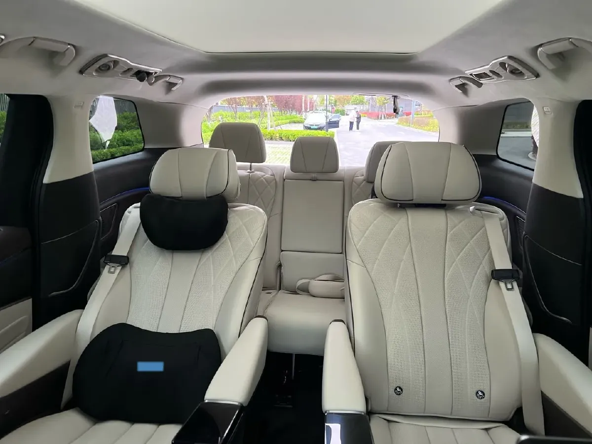 2024 Denza D9 1.5T 139HP L4 E-CVT PHEV 40KWH,autocango,china used car exporter,china ev exporter,chinese used car exporter,chinese used ev exporter