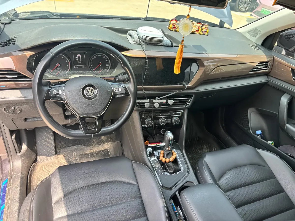 2020 Volkswagen Tharu 2.0T 186HP L4 7DCT,autocango,china used car exporter,china ev exporter,chinese used car exporter,chinese used ev exporter