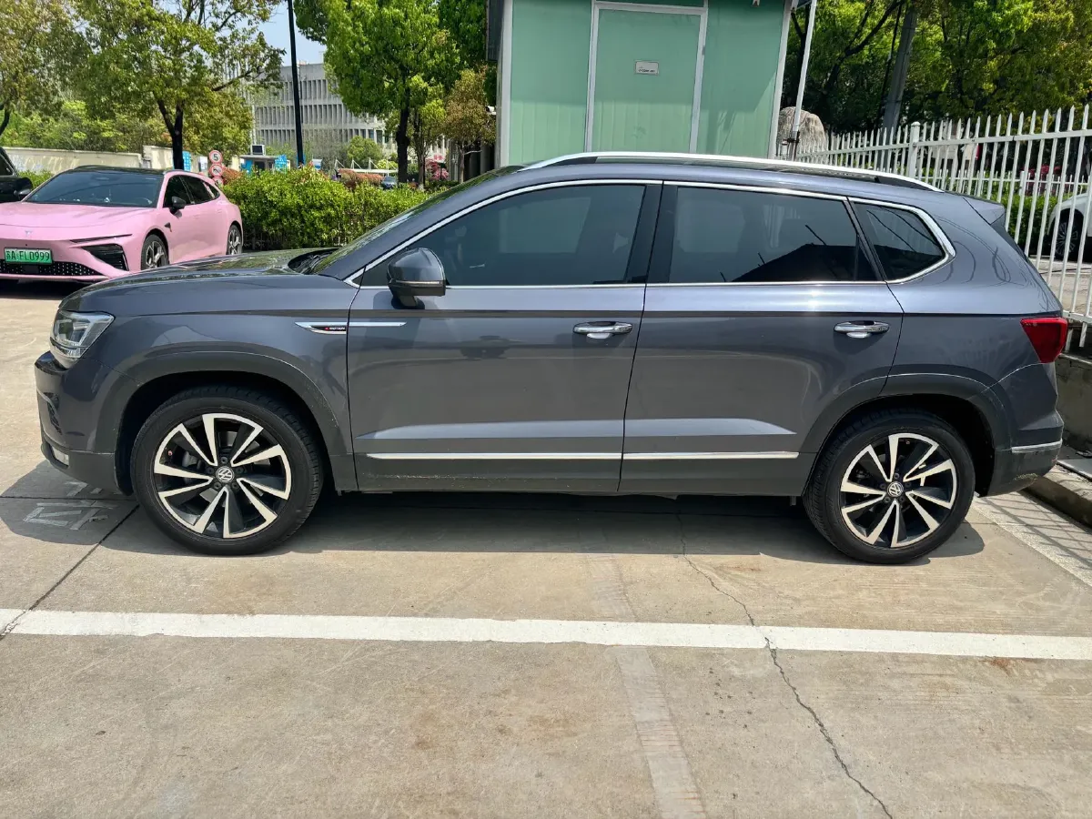 2020 Volkswagen Tharu 2.0T 186HP L4 7DCT,autocango,china used car exporter,china ev exporter,chinese used car exporter,chinese used ev exporter