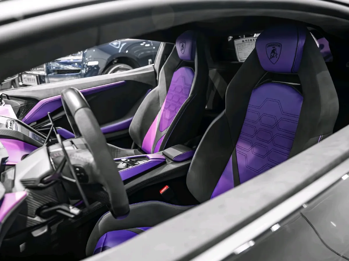 2023 Lamborghini Revuelto 6.5L 826HP V12 8DCT PHEV 3.8KWH,autocango,china used car exporter,china ev exporter,chinese used car exporter,chinese used ev exporter