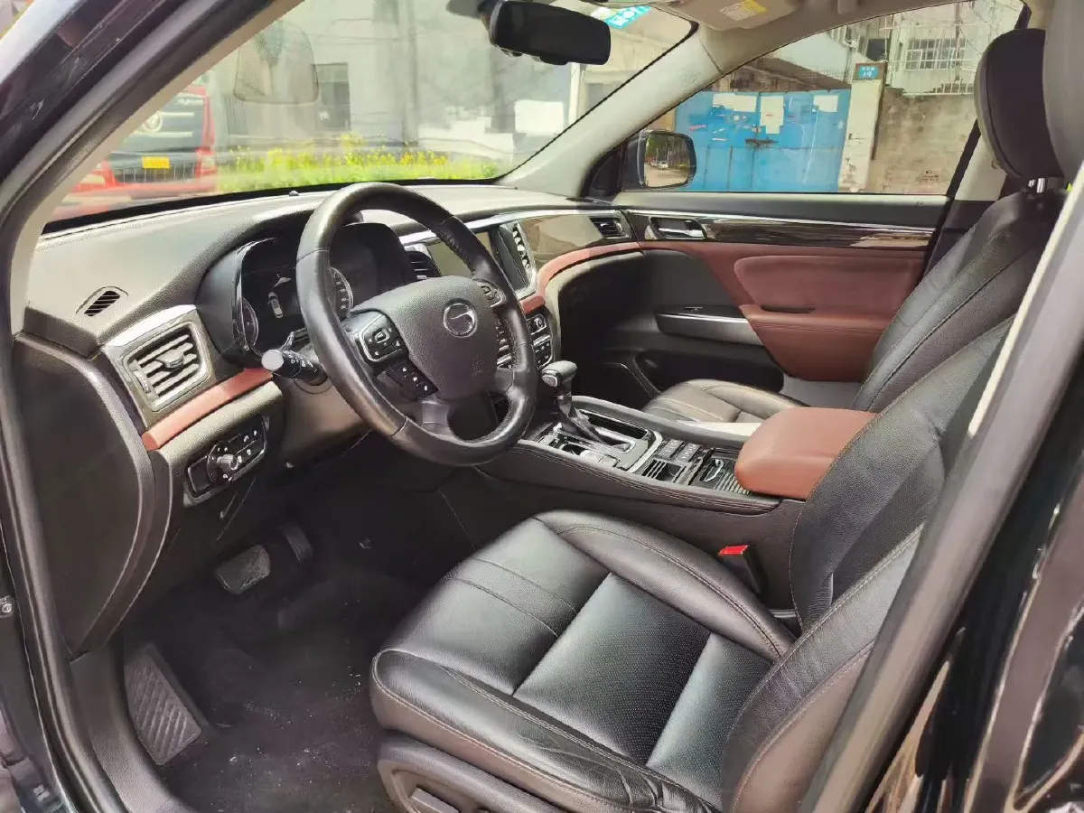 2017 GAC Trumpchi GS8 2.0T 201HP L4 6AT,autocango,china used car exporter,china ev exporter,chinese used car exporter,chinese used ev exporter