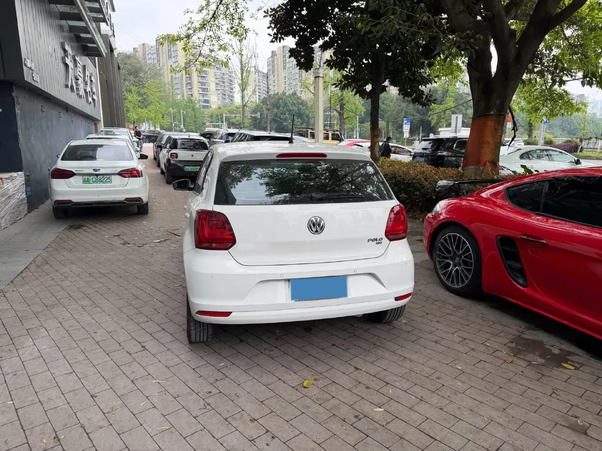 2016 Volkswagen Polo 1.6L 110HP L4 6AT,autocango,china used car exporter,china ev exporter,chinese used car exporter,chinese used ev exporter