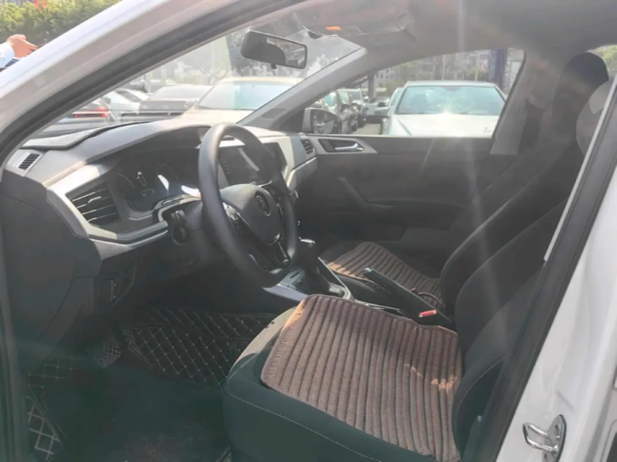 2023 Volkswagen Polo 1.5L 113HP L4 6AT,autocango,china used car exporter,china ev exporter,chinese used car exporter,chinese used ev exporter