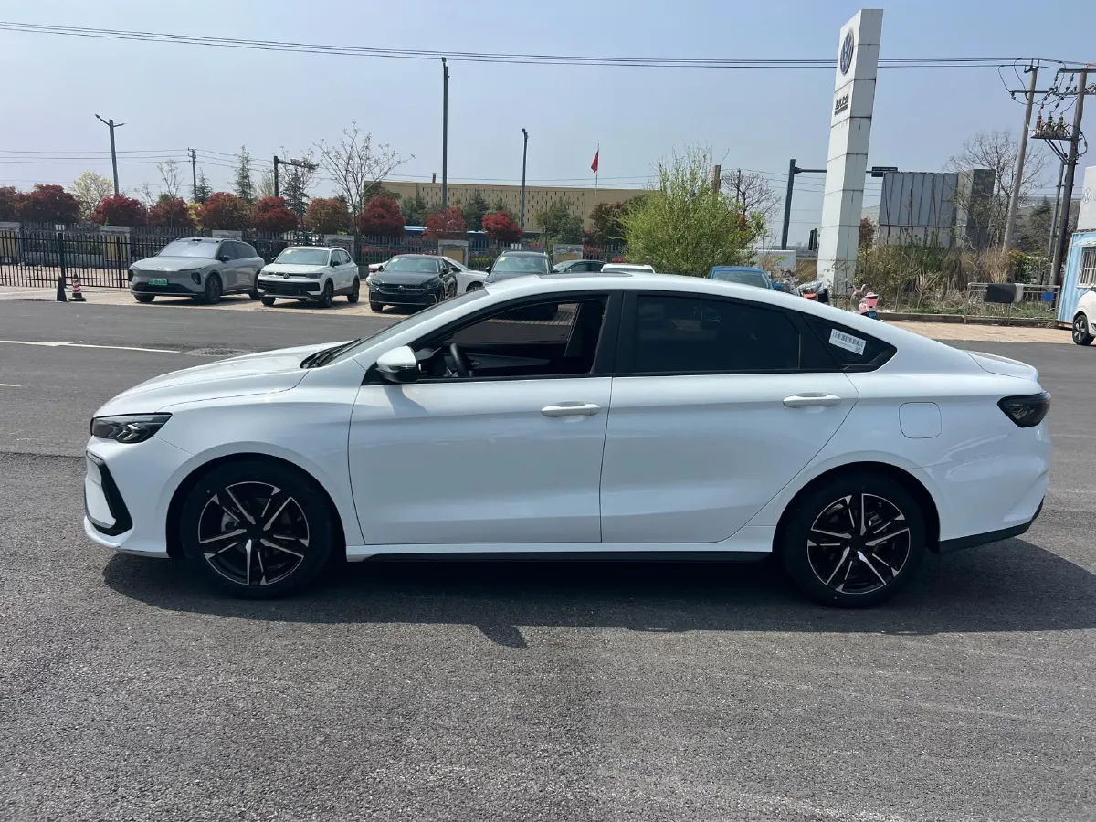 2024 Geely Binray 1.5T 181HP L4 7DCT,autocango,china used car exporter,china ev exporter,chinese used car exporter,chinese used ev exporter