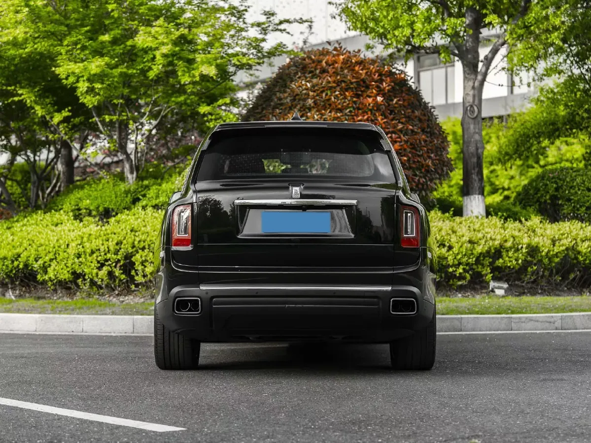 2018 Rolls-Royce Cullinan 6.7T 571HP V12 8AT,autocango,china used car exporter,china ev exporter,chinese used car exporter,chinese used ev exporter