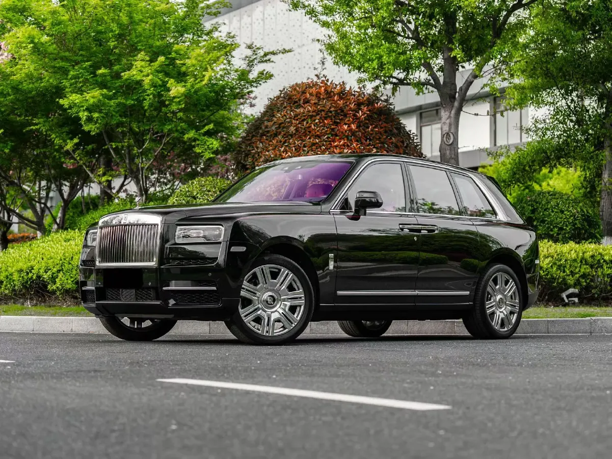 2018 Rolls-Royce Cullinan 6.7T 571HP V12 8AT,autocango,china used car exporter,china ev exporter,chinese used car exporter,chinese used ev exporter