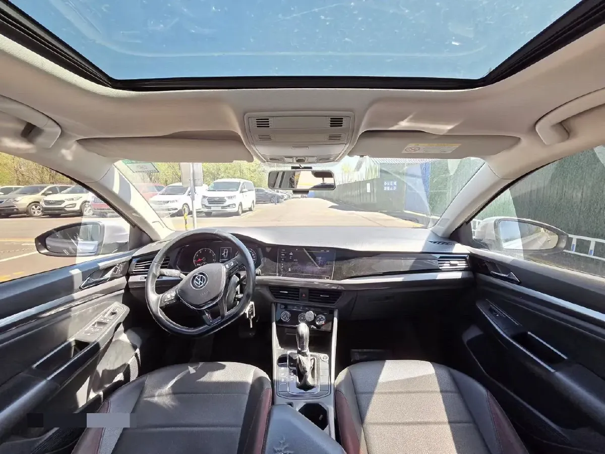 2021 Volkswagen Bora 1.5L 113HP L4 6AT,autocango,china used car exporter,china ev exporter,chinese used car exporter,chinese used ev exporter