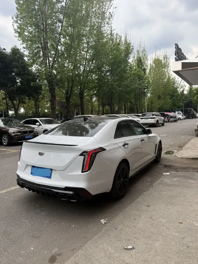 2022 Cadillac CT4 2.0T 237HP L4 8AT,autocango,china used car exporter,china ev exporter,chinese used car exporter,chinese used ev exporter
