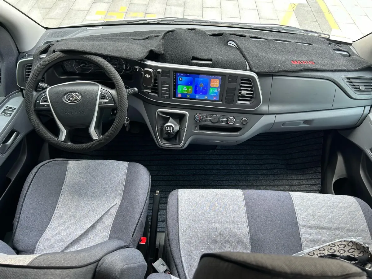 2023 MAXUS XinTu V80 2.0T 127HP L4 6MT,autocango,china used car exporter,china ev exporter,chinese used car exporter,chinese used ev exporter