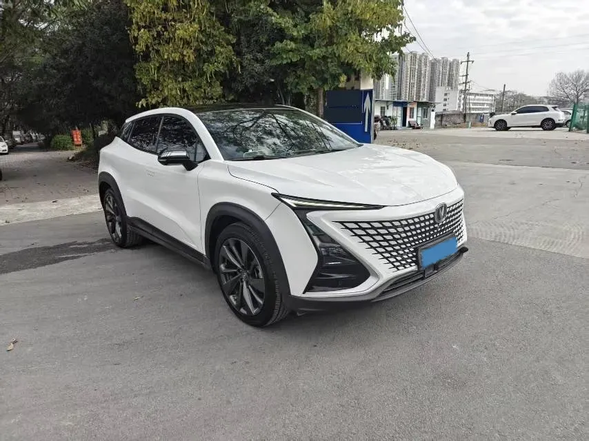 2020 ChangAn UNI-T 1.5T 180HP L4 7DCT,autocango,china used car exporter,china ev exporter,chinese used car exporter,chinese used ev exporter