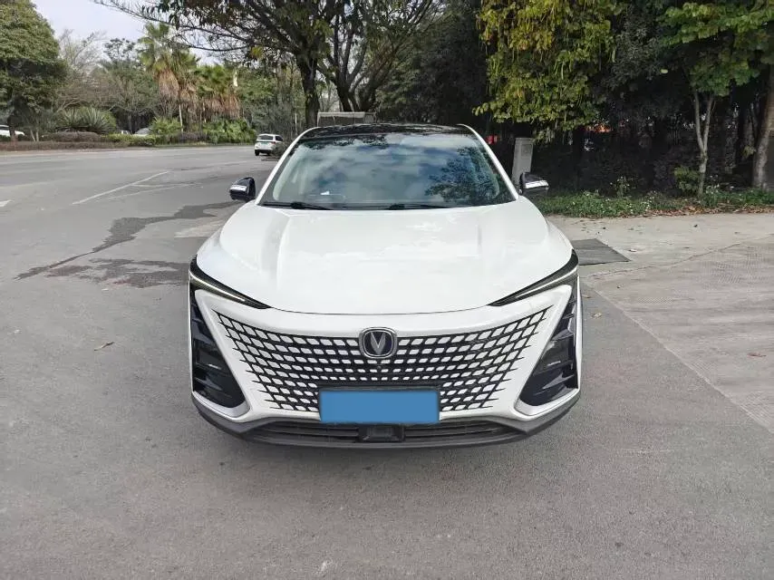 2020 ChangAn UNI-T 1.5T 180HP L4 7DCT,autocango,china used car exporter,china ev exporter,chinese used car exporter,chinese used ev exporter