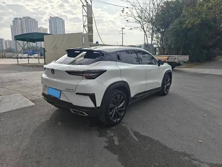 2020 ChangAn UNI-T 1.5T 180HP L4 7DCT,autocango,china used car exporter,china ev exporter,chinese used car exporter,chinese used ev exporter