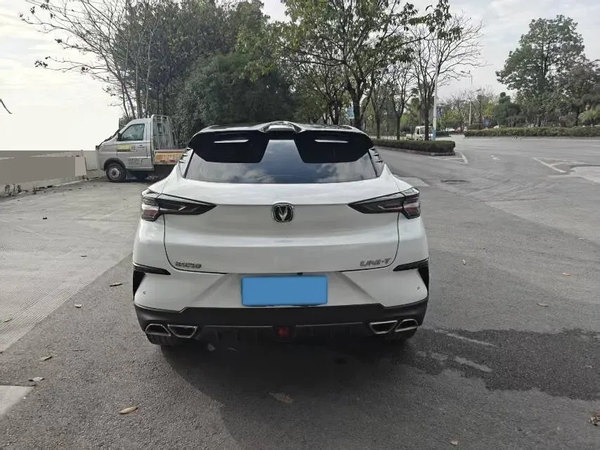 2020 ChangAn UNI-T 1.5T 180HP L4 7DCT,autocango,china used car exporter,china ev exporter,chinese used car exporter,chinese used ev exporter