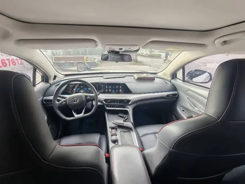 2020 ChangAn UNI-T 1.5T 180HP L4 7DCT,autocango,china used car exporter,china ev exporter,chinese used car exporter,chinese used ev exporter