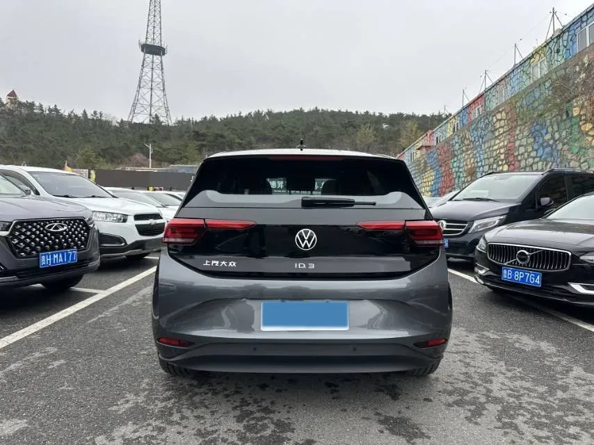 2025 Volkswagen ID.3 BEV 52.8KWH,autocango,china used car exporter,china ev exporter,chinese used car exporter,chinese used ev exporter