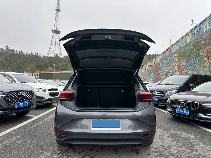 2025 Volkswagen ID.3 BEV 52.8KWH,autocango,china used car exporter,china ev exporter,chinese used car exporter,chinese used ev exporter