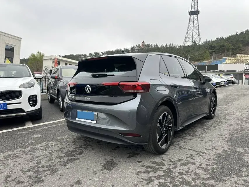2025 Volkswagen ID.3 BEV 52.8KWH,autocango,china used car exporter,china ev exporter,chinese used car exporter,chinese used ev exporter