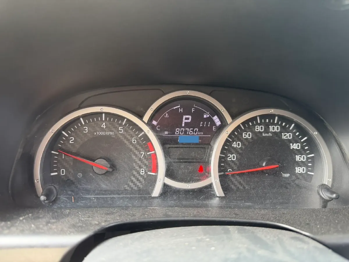 2015 Suzuki Jimny 1.3L 85HP L4 4AT,autocango,china used car exporter,china ev exporter,chinese used car exporter,chinese used ev exporter