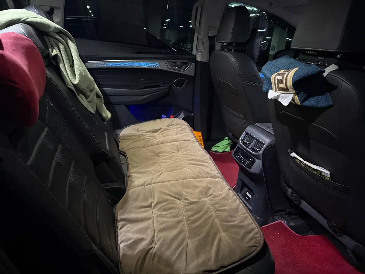 2021 Volkswagen Talagon 2.0T 220HP L4 7DCT,autocango,china used car exporter,china ev exporter,chinese used car exporter,chinese used ev exporter