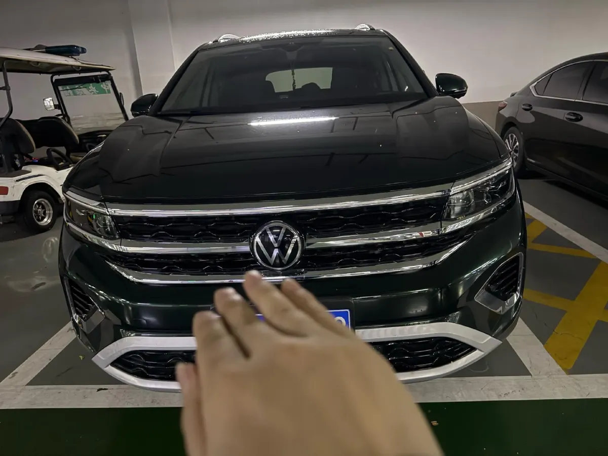 2021 Volkswagen Talagon 2.0T 220HP L4 7DCT,autocango,china used car exporter,china ev exporter,chinese used car exporter,chinese used ev exporter