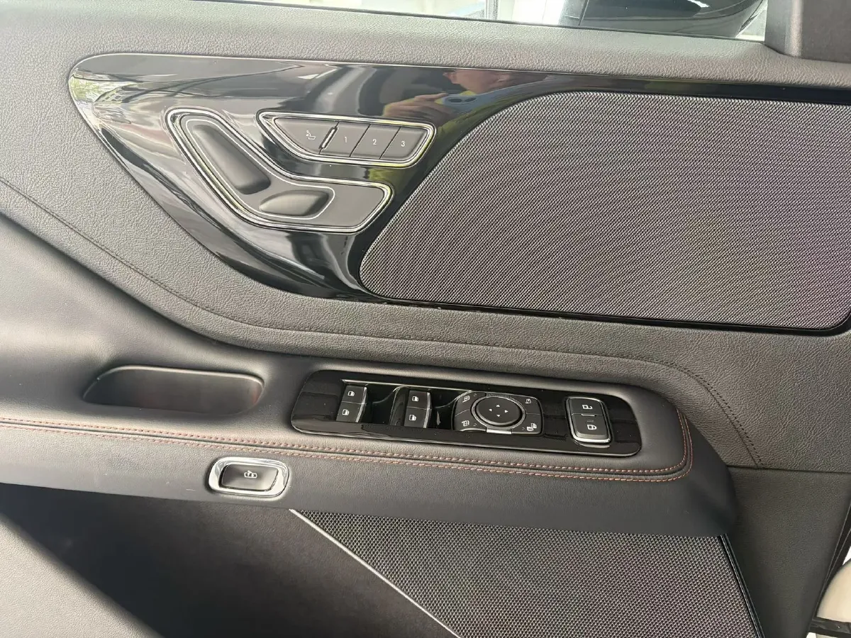 2021 Lincoln Aviator 3.0T 355HP V6 10AT,autocango,china used car exporter,china ev exporter,chinese used car exporter,chinese used ev exporter