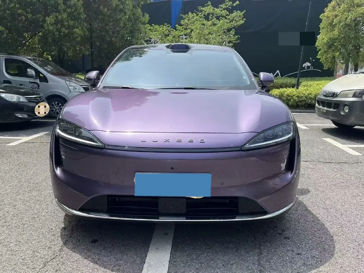 2025 Luxeed R7 REEV 156HP REEV,autocango,china used car exporter,china ev exporter,chinese used car exporter,chinese used ev exporter