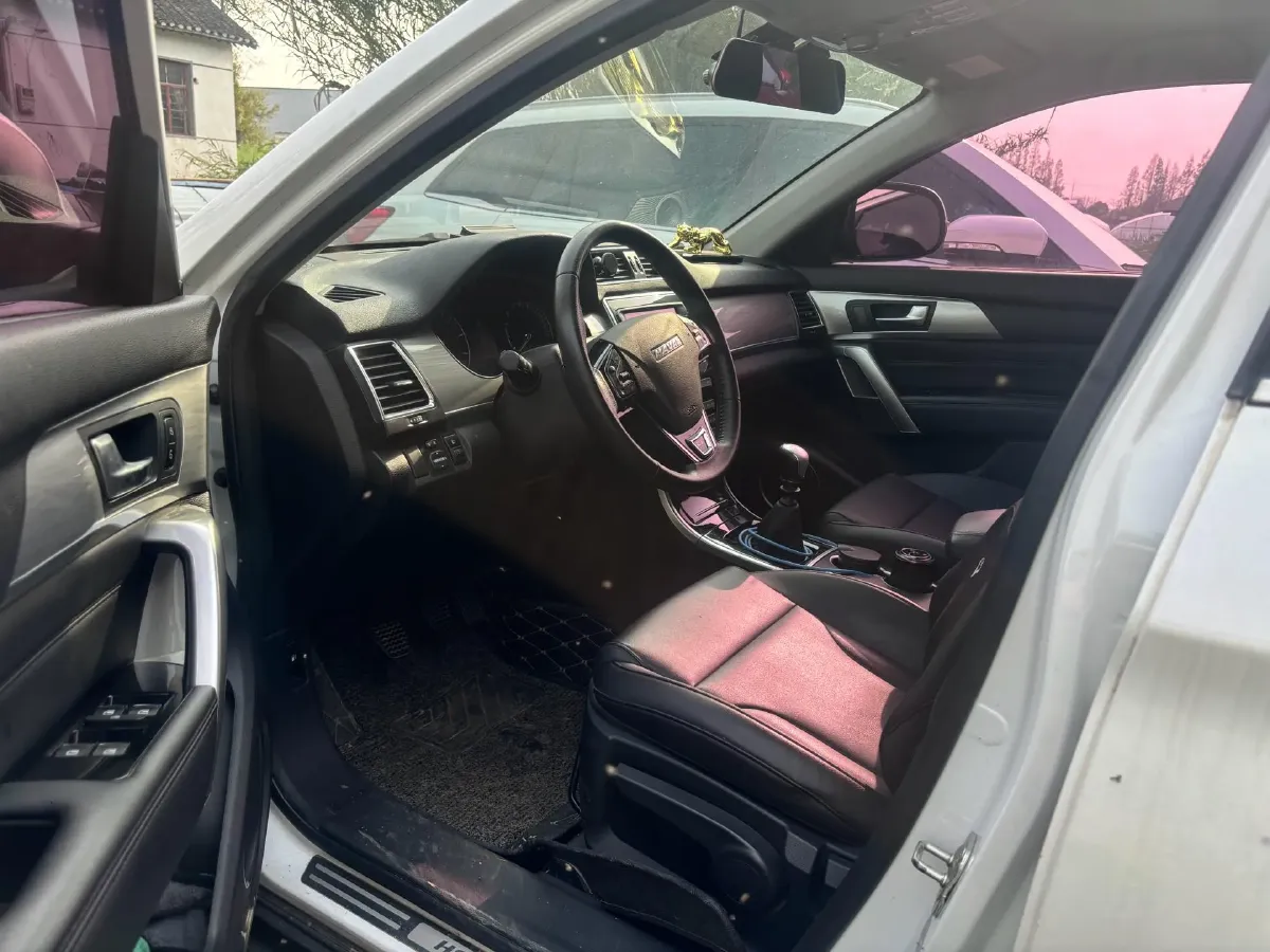 2018 Haval H2 1.5T 150HP L4 6MT,autocango,china used car exporter,china ev exporter,chinese used car exporter,chinese used ev exporter