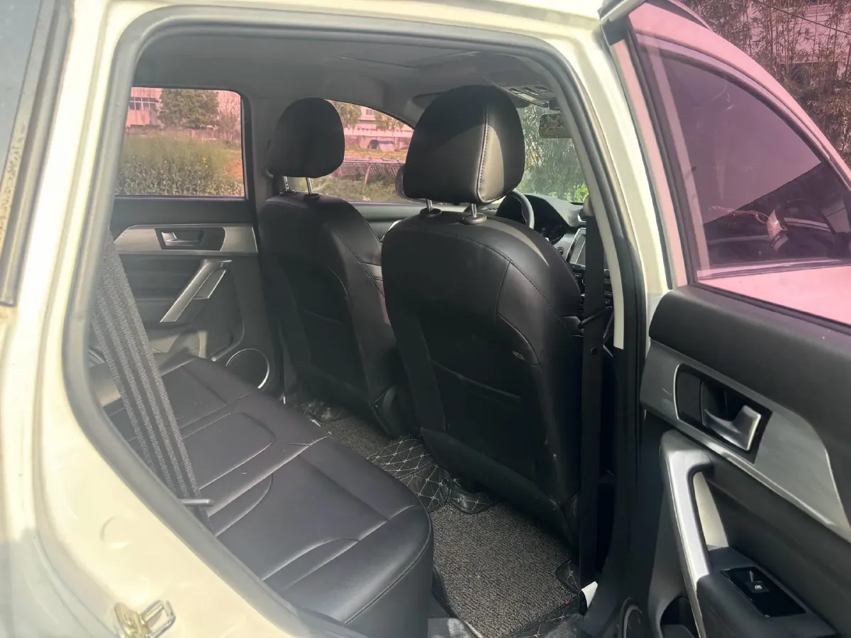 2018 Haval H2 1.5T 150HP L4 6MT,autocango,china used car exporter,china ev exporter,chinese used car exporter,chinese used ev exporter