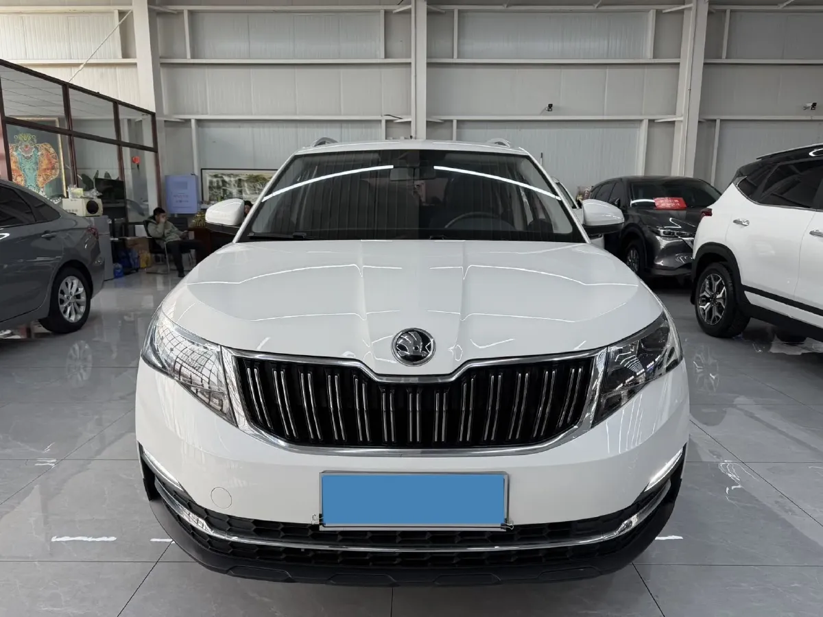 2022 Skoda Kamiq 1.5L 112HP L4 6AT,autocango,china used car exporter,china ev exporter,chinese used car exporter,chinese used ev exporter