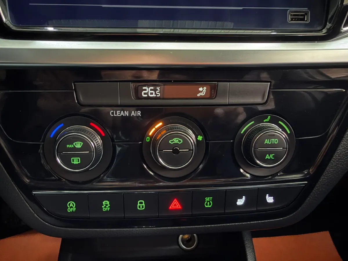 2022 Skoda Kamiq 1.5L 112HP L4 6AT,autocango,china used car exporter,china ev exporter,chinese used car exporter,chinese used ev exporter