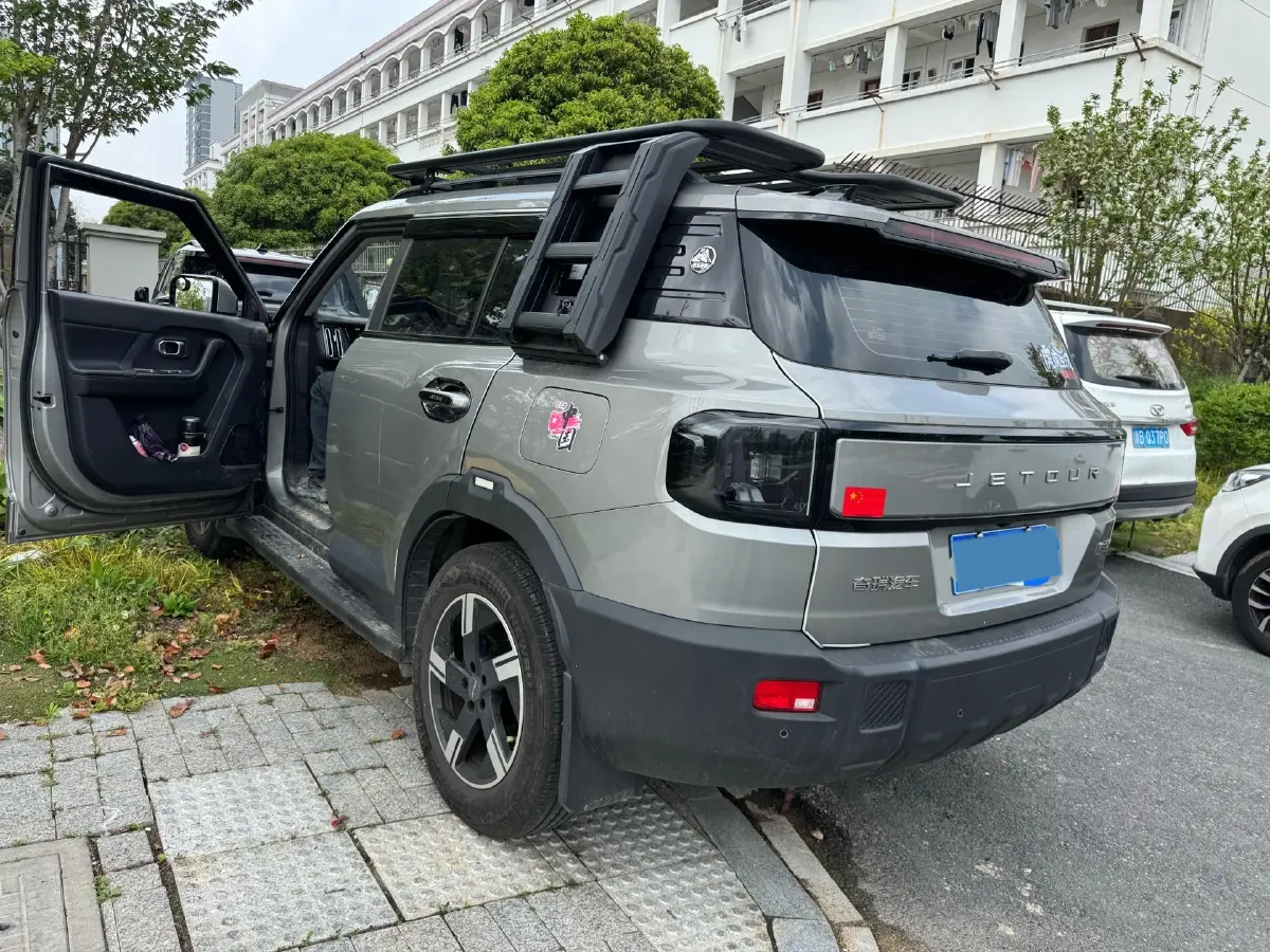 2025 Jetour DASHING 1.5T 184HP L4 7DCT,autocango,china used car exporter,china ev exporter,chinese used car exporter,chinese used ev exporter