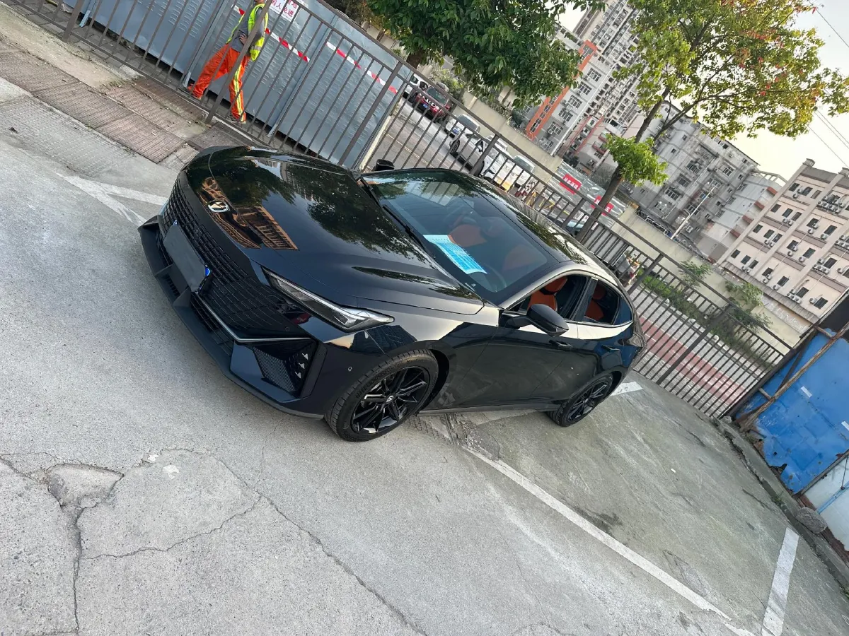 2022 ChangAn UNI-V 1.5T 188HP L4 7DCT,autocango,china used car exporter,china ev exporter,chinese used car exporter,chinese used ev exporter