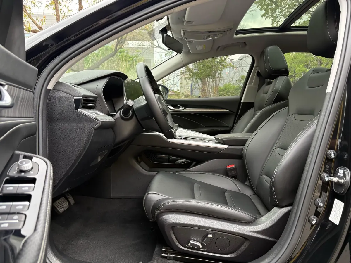 2021 Geely Preface 2.0T 190HP L4 7DCT,autocango,china used car exporter,china ev exporter,chinese used car exporter,chinese used ev exporter