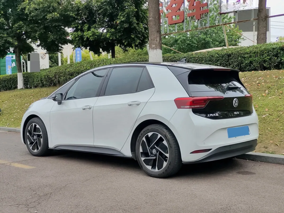 2025 Volkswagen ID.3 BEV 52.8KWH,autocango,china used car exporter,china ev exporter,chinese used car exporter,chinese used ev exporter