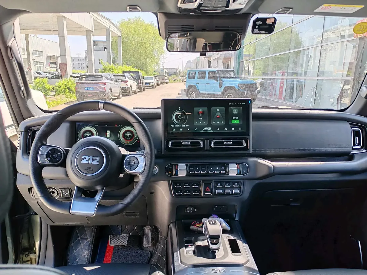 2024 212 212 T01 2.0T 252HP L4 8AT,autocango,china used car exporter,china ev exporter,chinese used car exporter,chinese used ev exporter