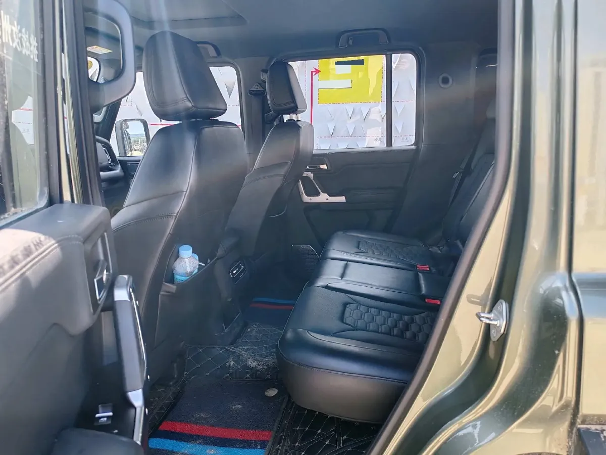 2024 212 212 T01 2.0T 252HP L4 8AT,autocango,china used car exporter,china ev exporter,chinese used car exporter,chinese used ev exporter