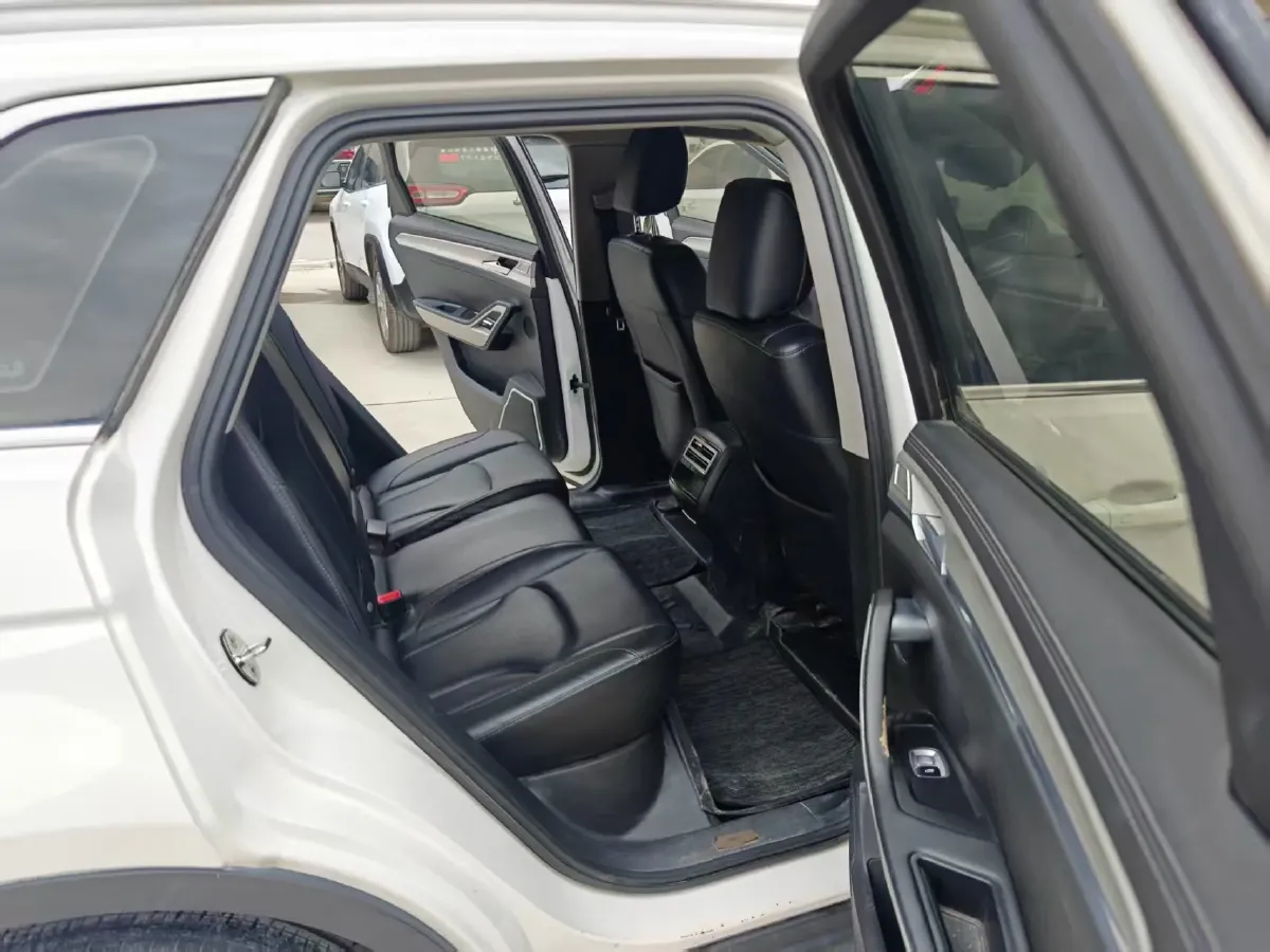 2017 Zotye T700 2.0T 190HP L4 8AT,autocango,china used car exporter,china ev exporter,chinese used car exporter,chinese used ev exporter