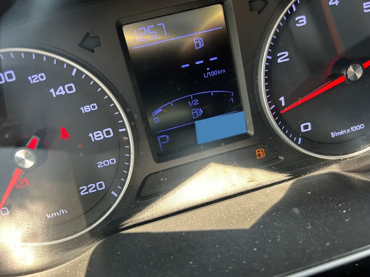 2020 Roewe RX3 1.6L 125HP L4 CVT,autocango,china used car exporter,china ev exporter,chinese used car exporter,chinese used ev exporter