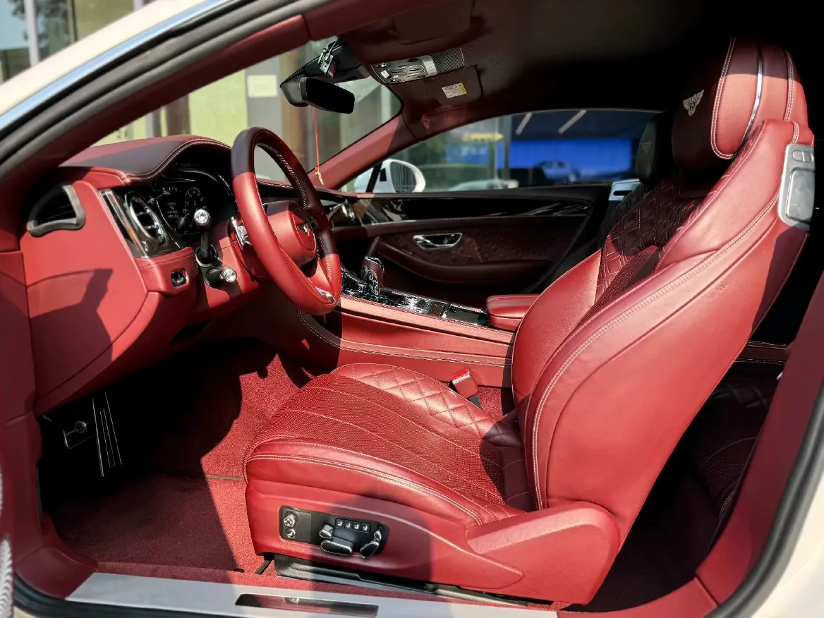 2020 Bentley Continental 4.0T 549HP V8 8DCT,autocango,china used car exporter,china ev exporter,chinese used car exporter,chinese used ev exporter
