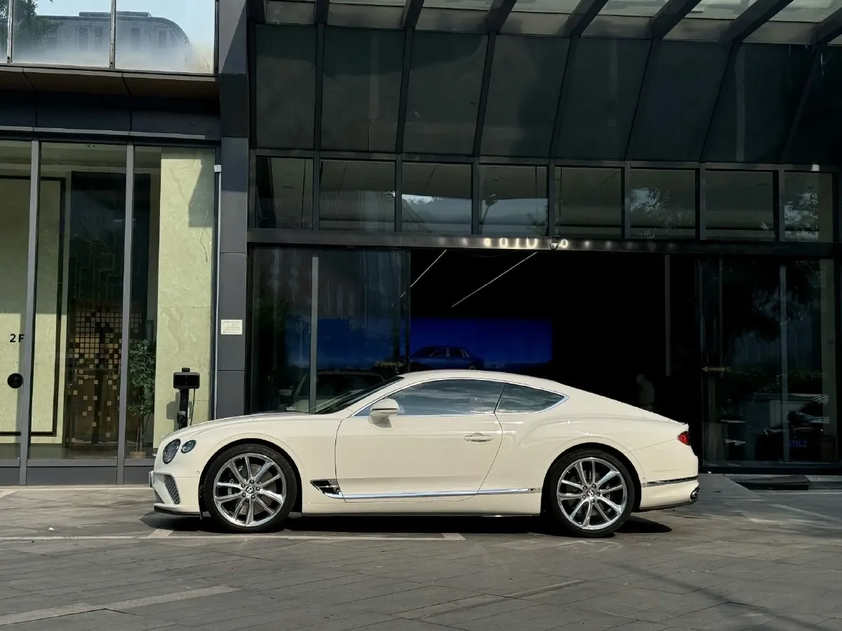 2020 Bentley Continental 4.0T 549HP V8 8DCT,autocango,china used car exporter,china ev exporter,chinese used car exporter,chinese used ev exporter