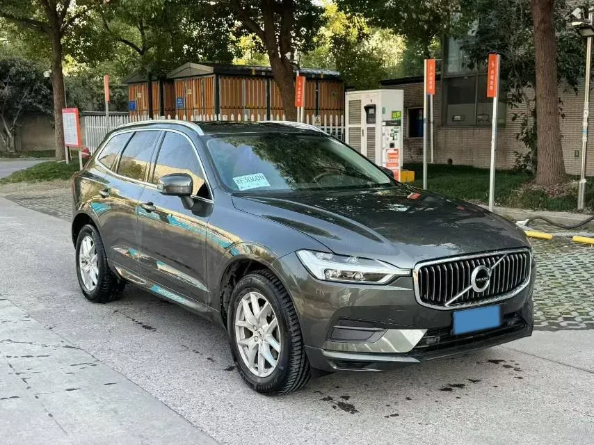 2018 Volvo XC60 2.0T 254HP L4 8AT,autocango,china used car exporter,china ev exporter,chinese used car exporter,chinese used ev exporter