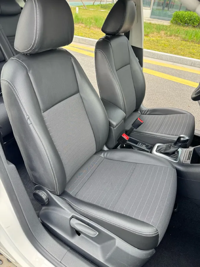 2017 MAXUS T60 2.0T 224HP L4 6AT,autocango,china used car exporter,china ev exporter,chinese used car exporter,chinese used ev exporter