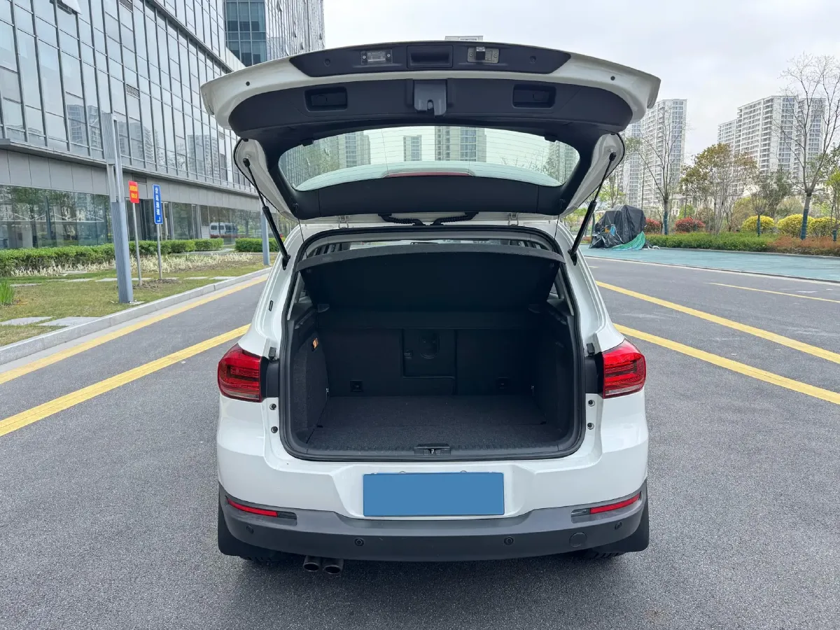 2017 MAXUS T60 2.0T 224HP L4 6AT,autocango,china used car exporter,china ev exporter,chinese used car exporter,chinese used ev exporter