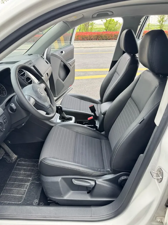 2017 MAXUS T60 2.0T 224HP L4 6AT,autocango,china used car exporter,china ev exporter,chinese used car exporter,chinese used ev exporter