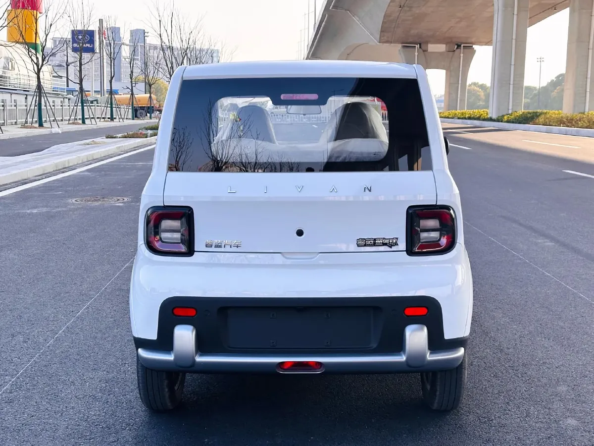 2025 Geely Lanqiqiu BEV,autocango,china used car exporter,china ev exporter,chinese used car exporter,chinese used ev exporter