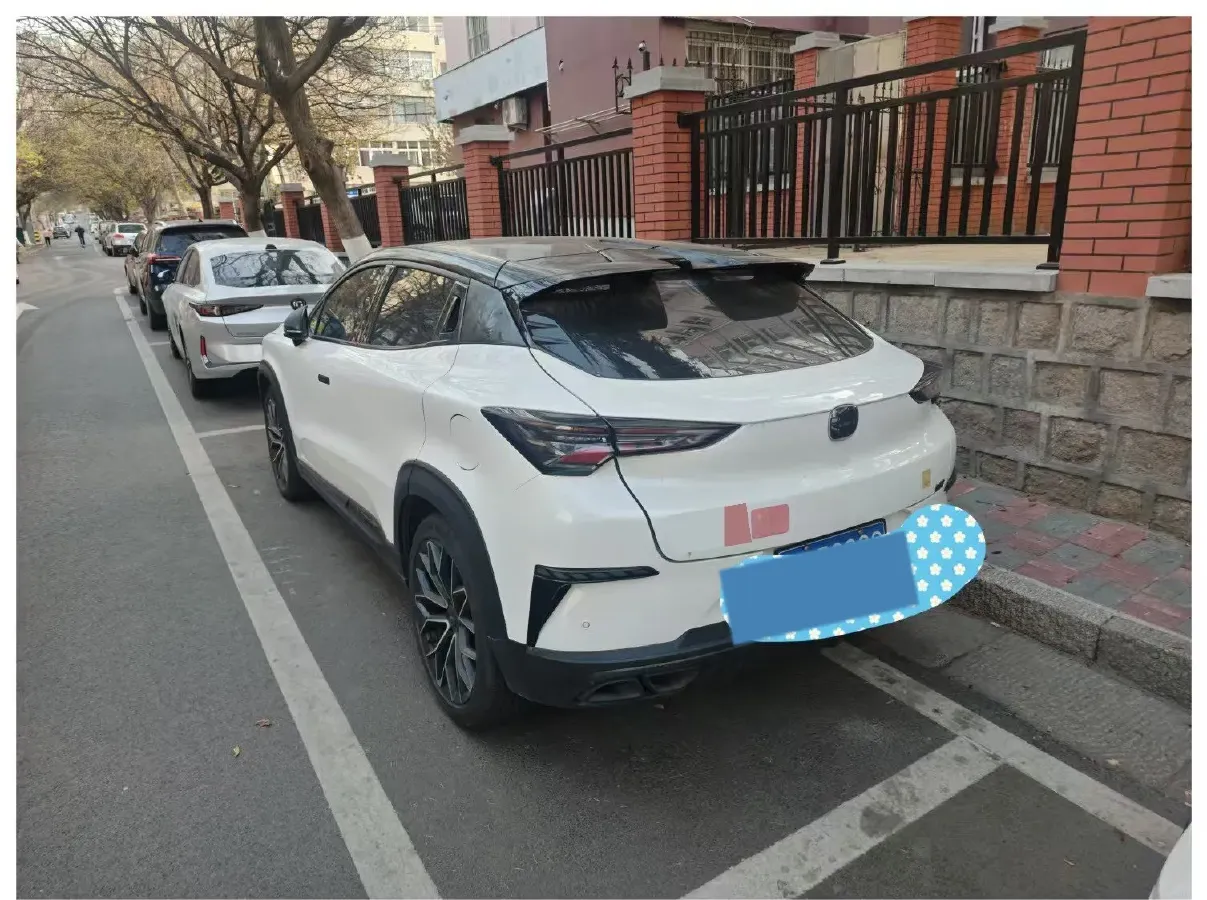2022 ChangAn UNI-T 1.5T 188HP L4 7DCT,autocango,china used car exporter,china ev exporter,chinese used car exporter,chinese used ev exporter