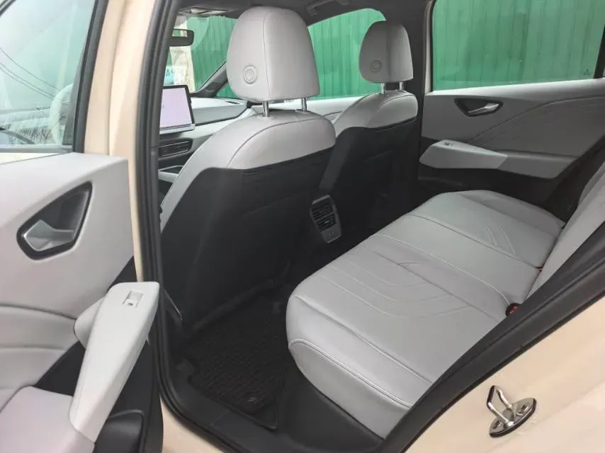 2025 Volkswagen ID.3 BEV 53.6KWH,autocango,china used car exporter,china ev exporter,chinese used car exporter,chinese used ev exporter